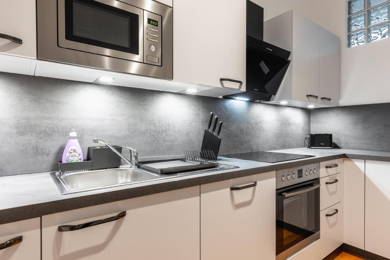 Trendy Apt With - Smart Tv, Coffee Machine In Meidling Bécs Kültér fotó